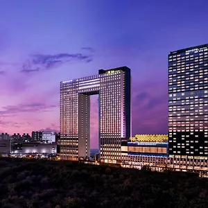 Hotel Grand Mercure Ambassador And Residences Yongsan *****